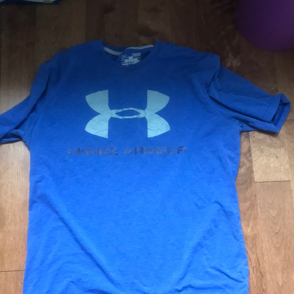 Blue under armor shirt